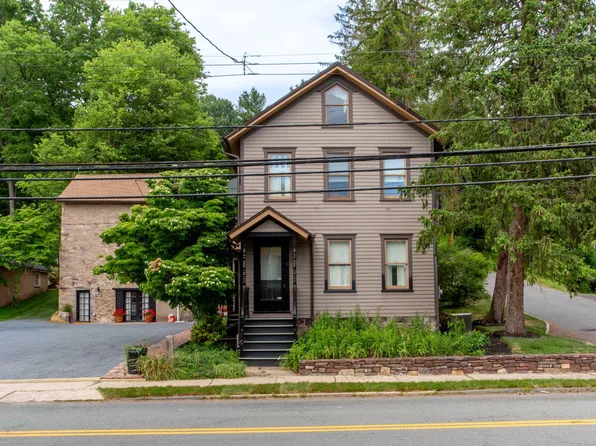 3 S Main St, Stockton, NJ 08559