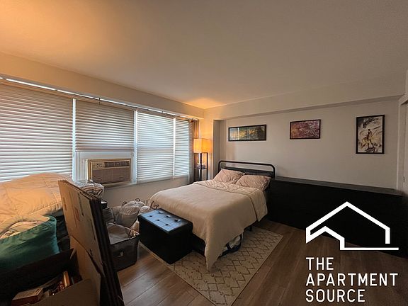 5th image of 6030 N Sheridan Rd APT 513