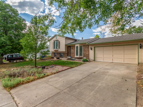 18981 E Kansas Dr, Aurora, CO 80017