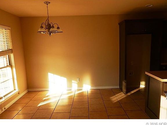 5th image of 11366 S 251st East Ave