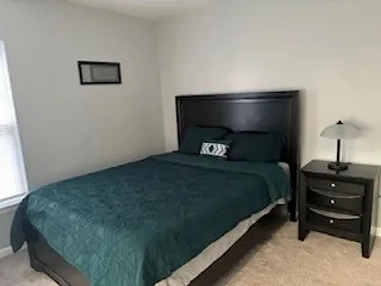 120 Milpass Dr — Photo 15