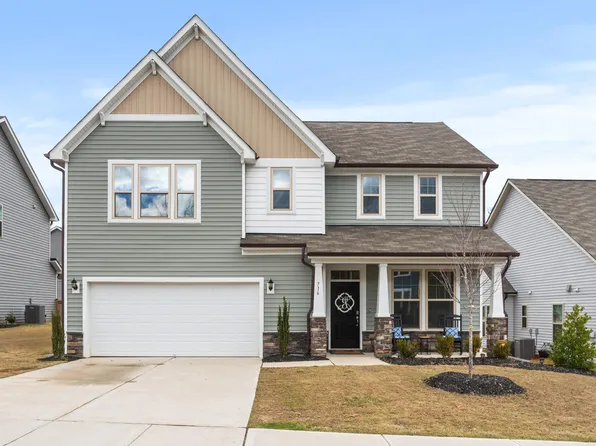 716 Golden Plum Ln, Zebulon, NC 27597