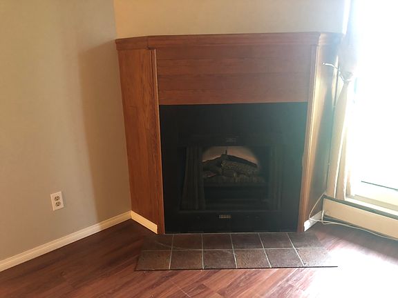 5th image of 203 Tait Pl #101