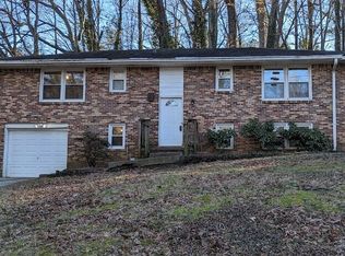 3264 Pin Oak Cir, Doraville, GA 30340