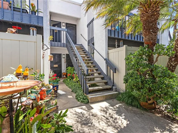 215 Wichita Ave APT 306, Huntington Beach, CA 92648