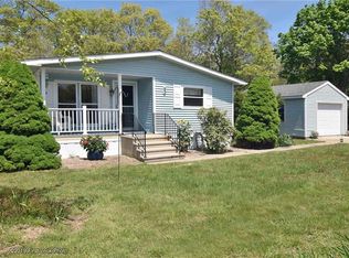 83 Holiday Ct, South Kingstown, RI 02879