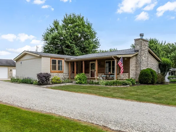 61 7th Ave SW, Etna, OH 43062