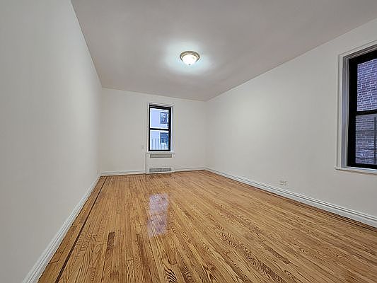 4th image of 1200 College Ave #3E