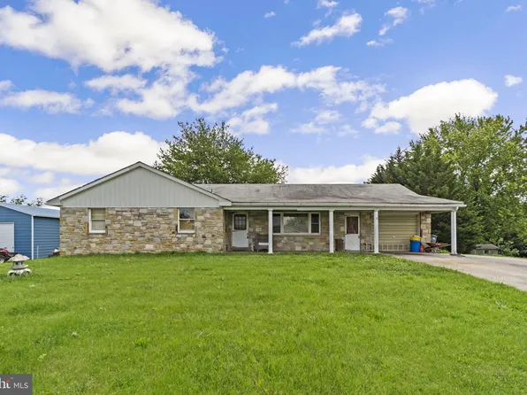 1217 Random Ridge Rd, Westminster, MD 21157