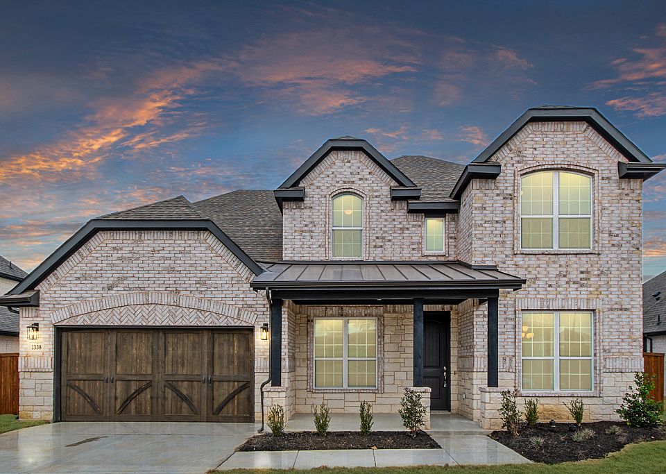 3218 E with Stone