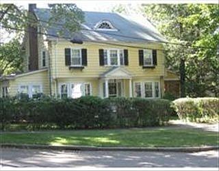 1st image of 6 Brentwood Ave