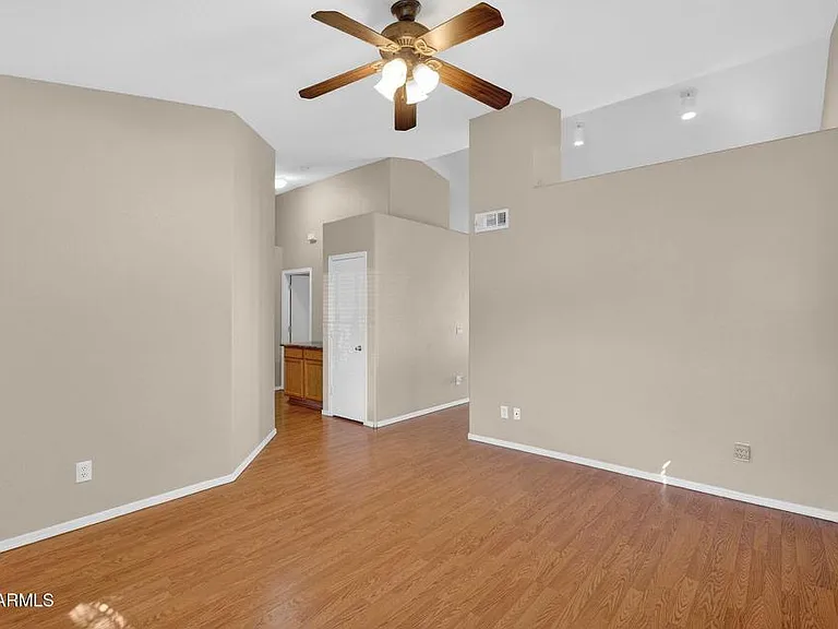 1040 W Seagull Dr — Photo 9