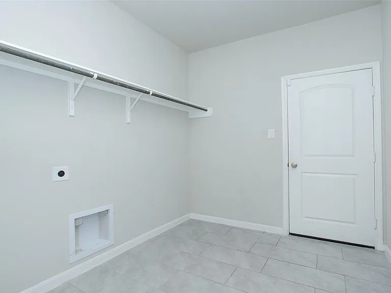 14120 Sand Ridge Ct — Photo 29