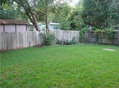 3rd image of 961 Blackwood St