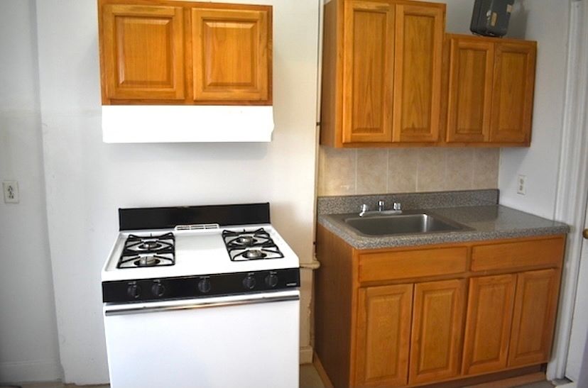 1st image of 30-40 32nd St #3D