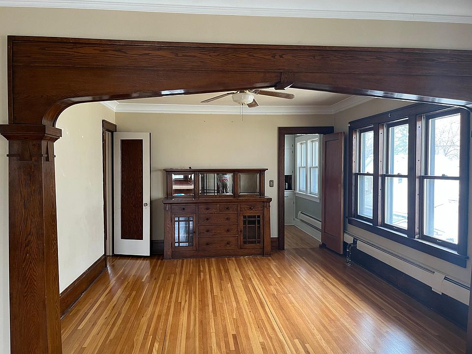 1st image of 1019 Marshall Ave