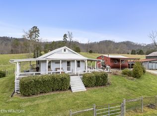 1397 Tater Valley Rd, Washburn, TN 37888