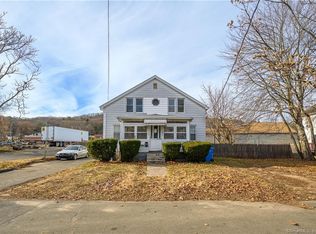 14 Jean St, Hamden, CT 06517