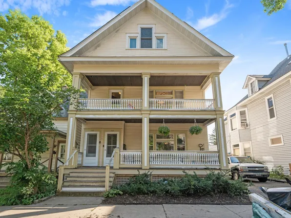 206 Goodrich Ave, Saint Paul, MN 55102