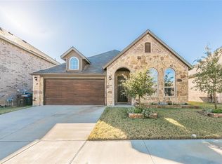 5605 Salt Springs Dr, Fort Worth, TX 76179