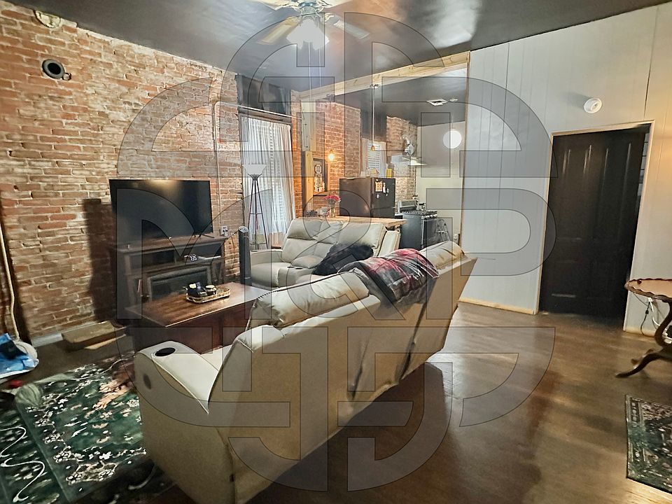 1st image of 226 N Main St #5