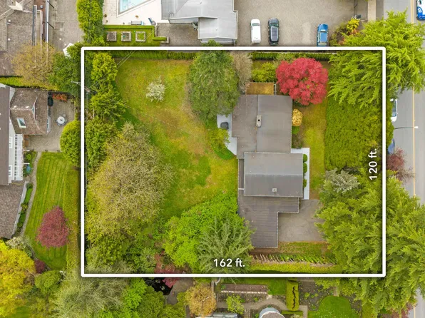 6150 Blenheim St, Vancouver, BC V6N 1R1