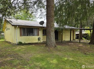 750 Robin Hood Loop, Forks, WA 98331