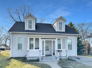 325 Collinsville Ave, Collinsville, IL 62234