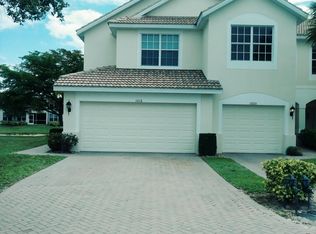 1016 Hampton Cir, Naples, FL 34105