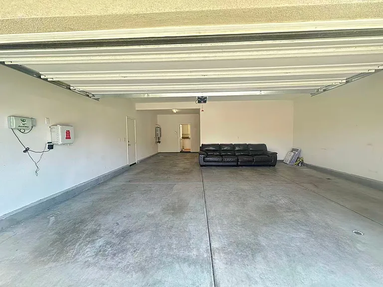 12050 Meander Way — Photo 19