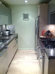 Rented by R New York