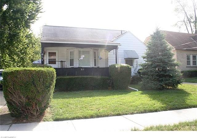 1st image of 611 Woodland Ave