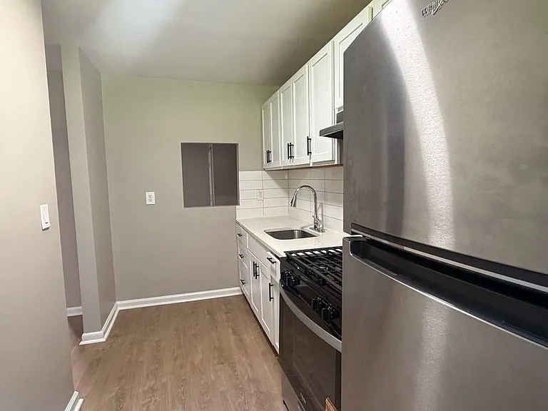 475 Park Ave #A7 — Photo 5
