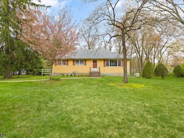 20 Lupine Way, Long Hill Twp., NJ 07980