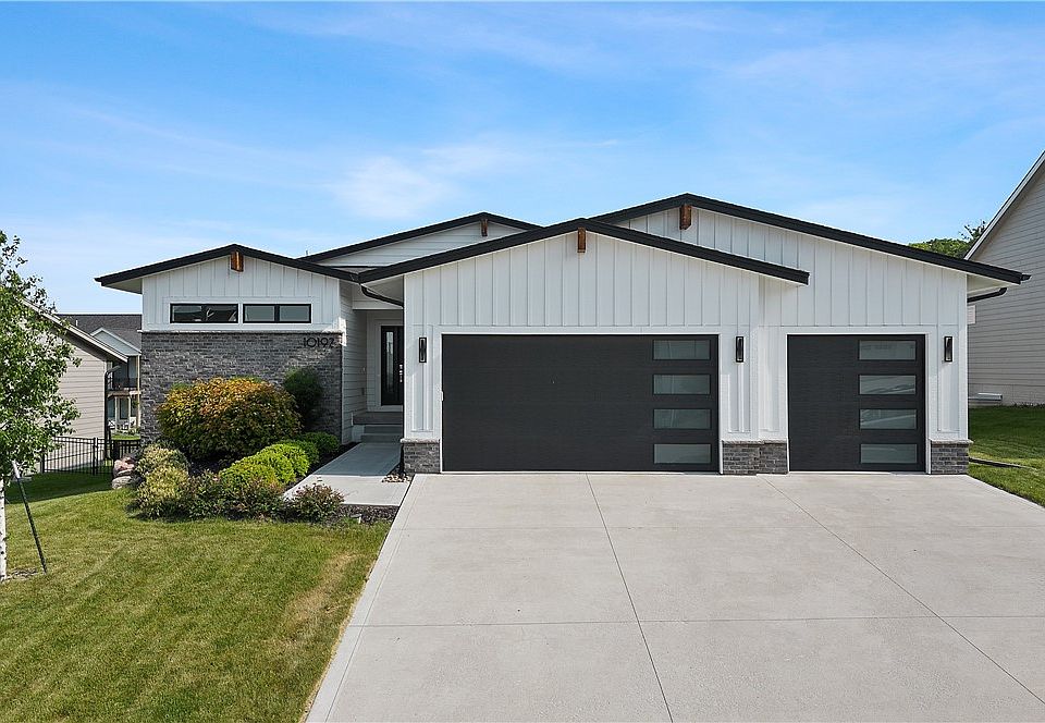 1st image of 10192 Thorne Dr