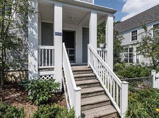 3250 Cardinal Dr, Ann Arbor, MI 48108