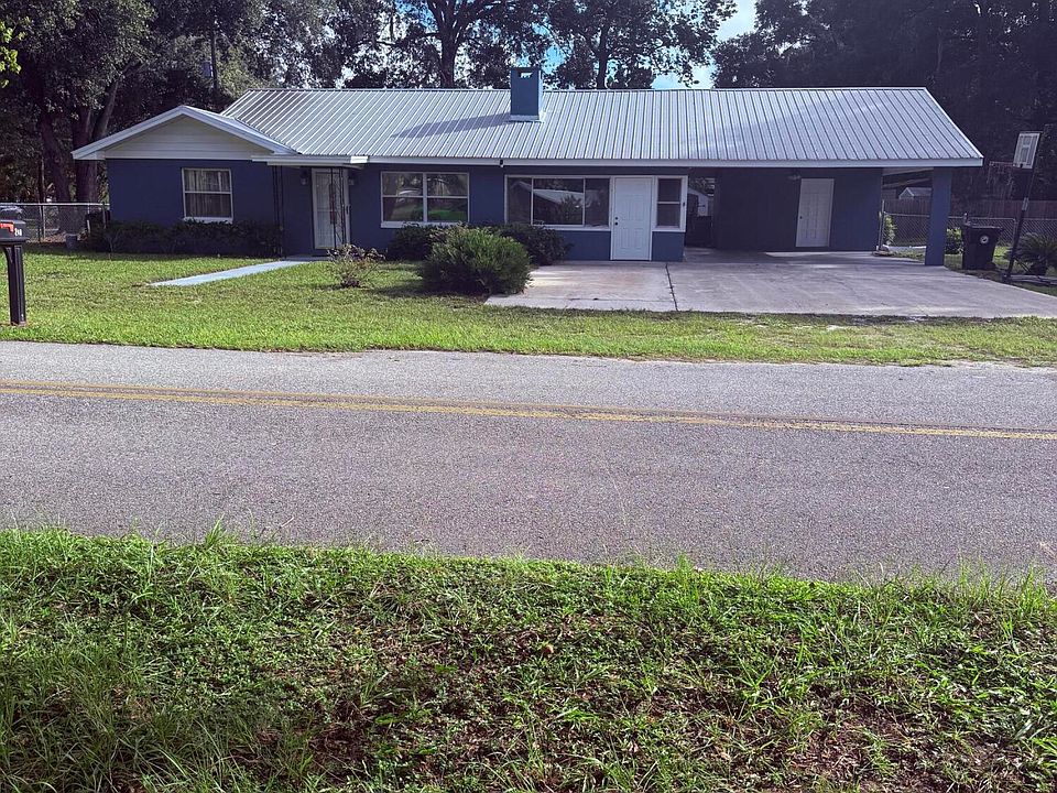 1st image of 240 SW PECAN Street