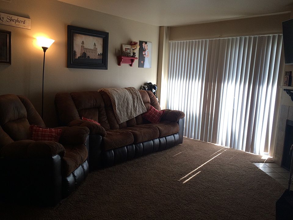 Family Room/Front Room