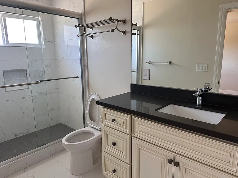 2913 Daisy Ct — Photo 15