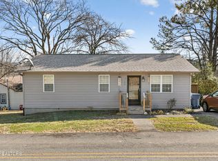 717 Shaw St, Clinton, TN 37716