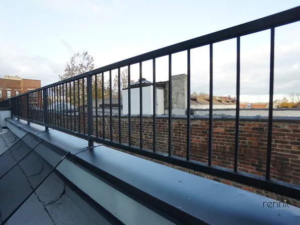 1620 Prospect Place image 7 of 20