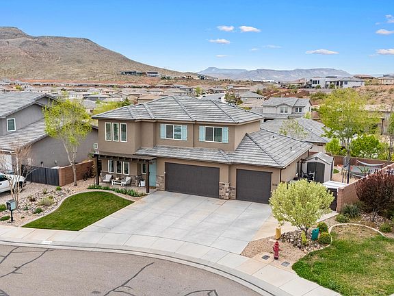 4th image of 3634 E Altair Way