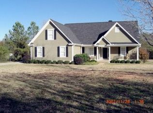 330 Smokey Rd, Winterville, GA 30683