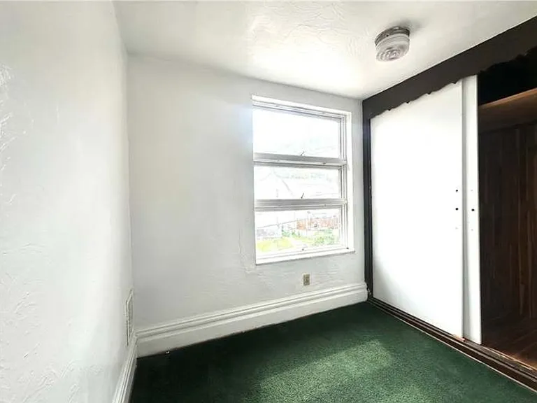 114 Hampton St — Photo 14