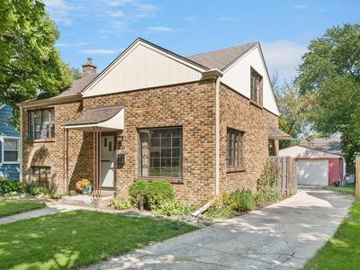401 S Berkley Ave, Elmhurst, IL, 60126