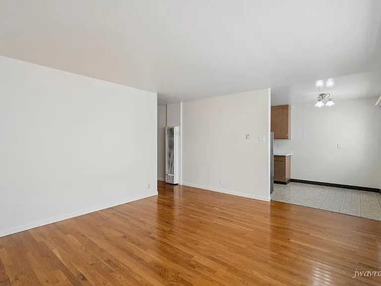 4444 Balboa St #103 — Photo 7