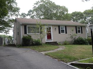 9 Sagamore Ct, Plymouth, MA 02360