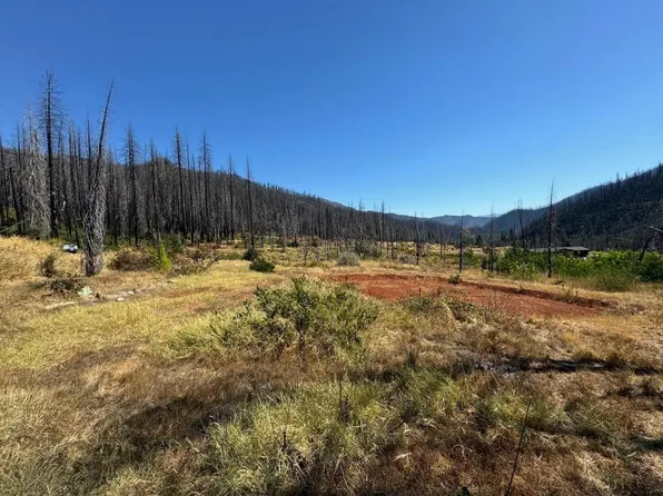 216 E Fork Indian Creek Rd, Happy Camp, CA 96039