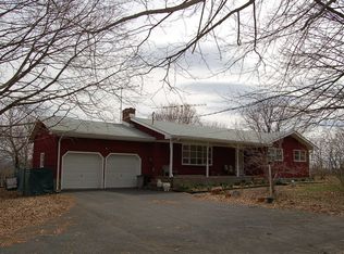 74 Maple Ln, Blairstown, NJ 07825