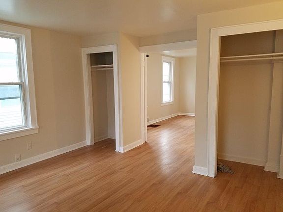 3rd image of 18 Lawrence St #1